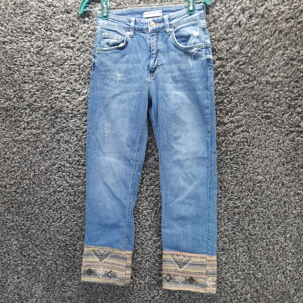 Pull&Bear Blue Cropped Jeans with Embroidered Cuffs